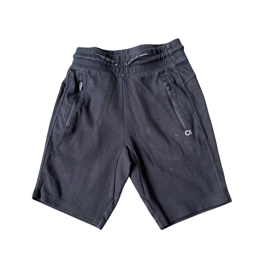 Boys black gap active shorts.